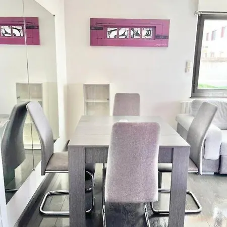 *marquer* 2 Chambres / Parking